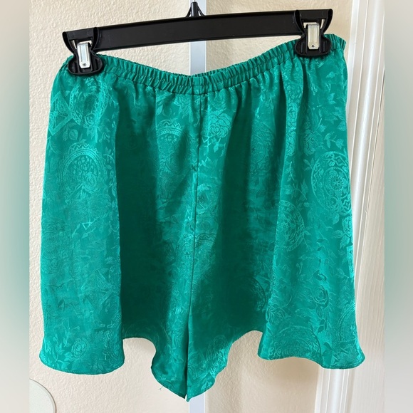 Vintage Victoria's Secret Gold Label Satin Pajama Set in Emerald Green - Size M - Picture 5 of 6
